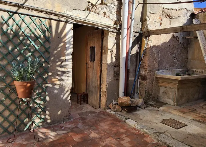 L'authentique - Centre Historique - Terasse Privee Appartement *